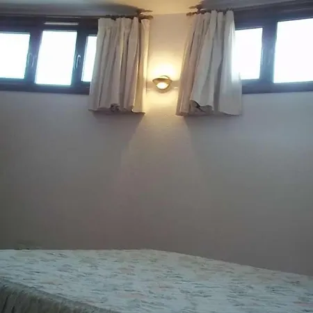 Sleeps 4 Wifi * פאמארה
