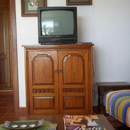 Sleeps 4 Wifi *