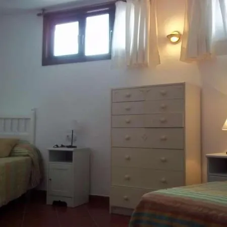 Apartment Sleeps 4 Wifi Famara