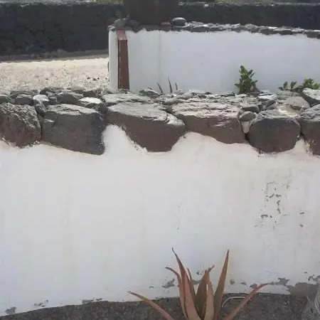 Sleeps 4 Wifi Famara