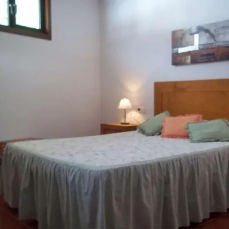 Sleeps 4 Wifi *